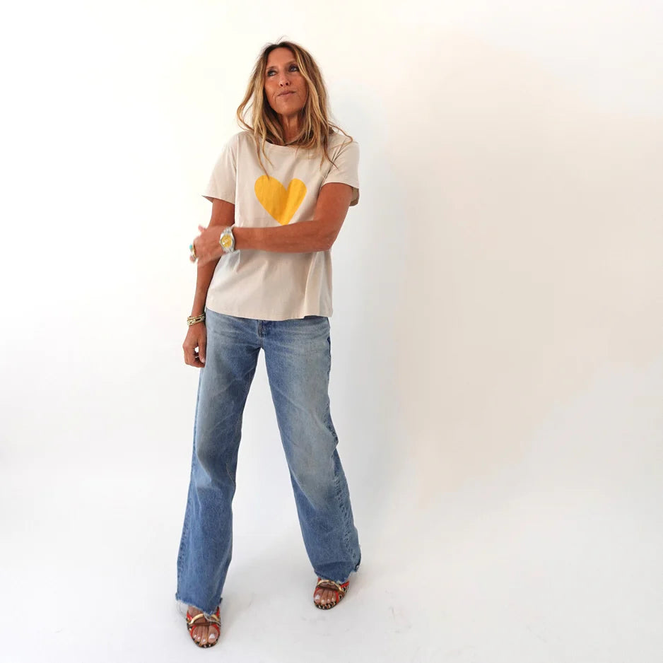 KERRI ROSENTHAL | T-shirt "Suke Imperfect Heart"- Craie