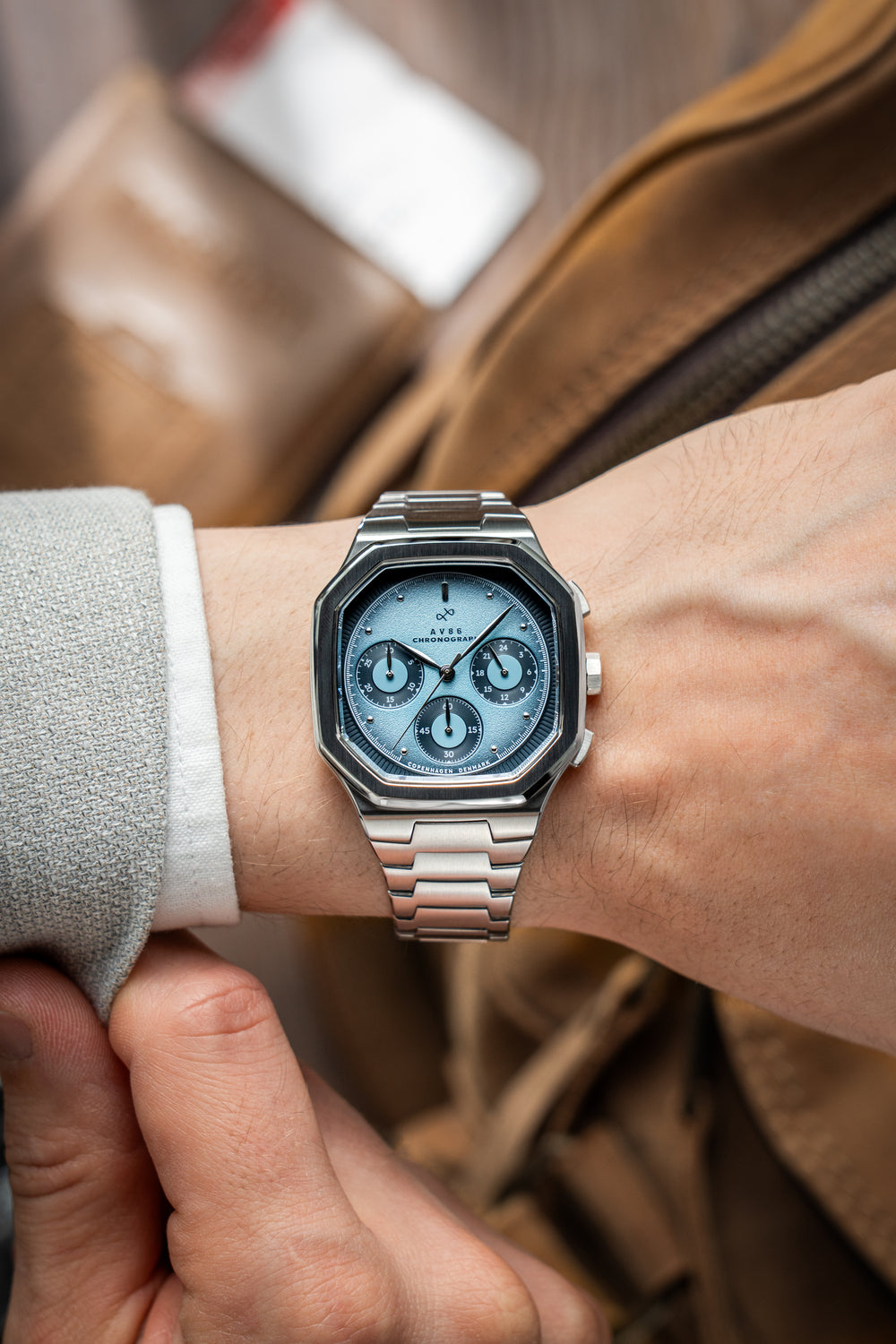 AV86 | Montre Chronographe ''1904'' 38 mm - Acier / Bleu clair et foncé