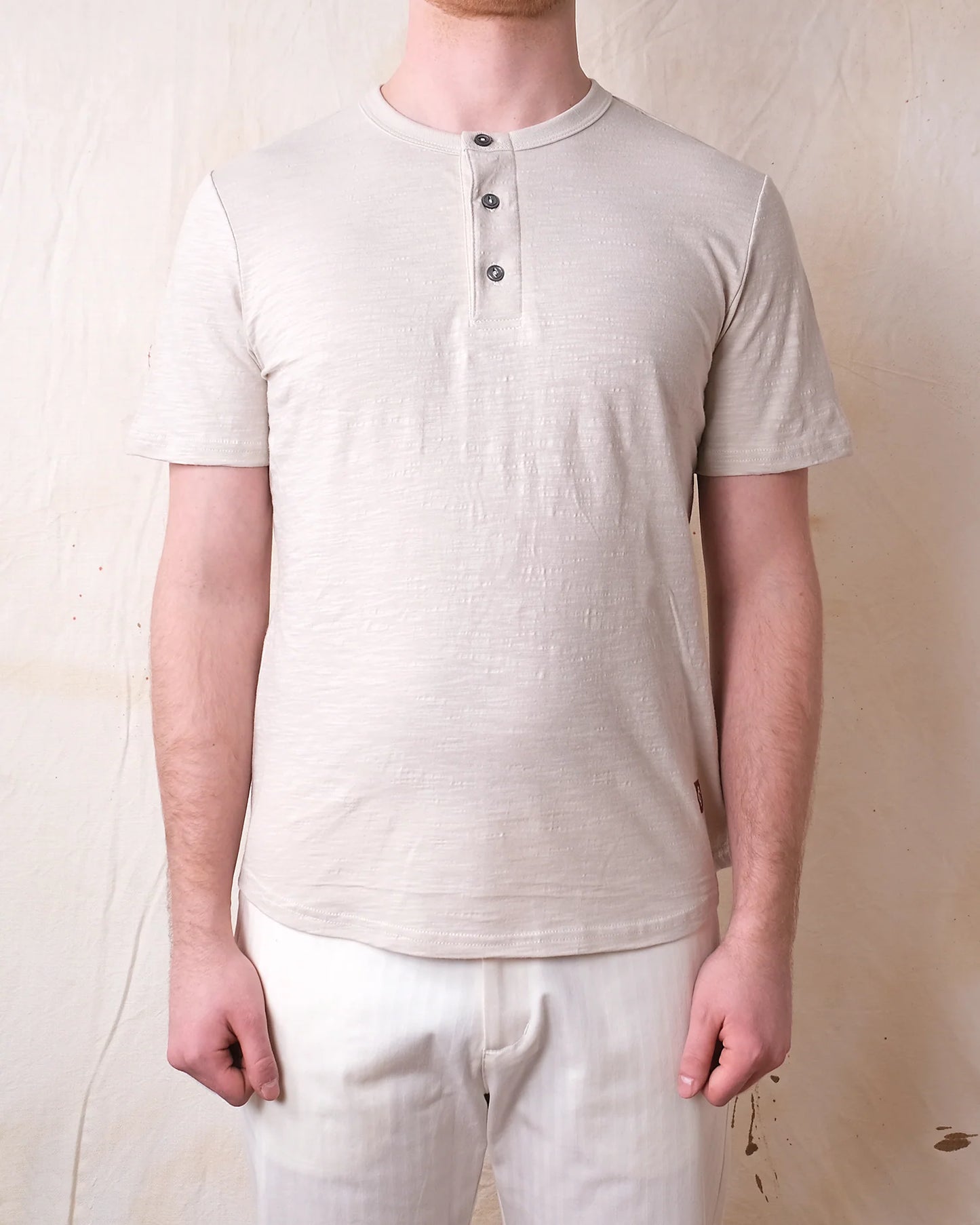 Outclass | T-shirt en cotton slub à col henley - Birch
