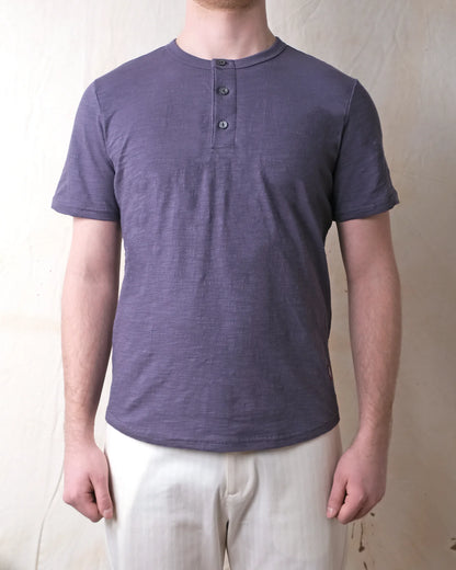 Outclass | T-shirt en cotton slub à col henley - Violet