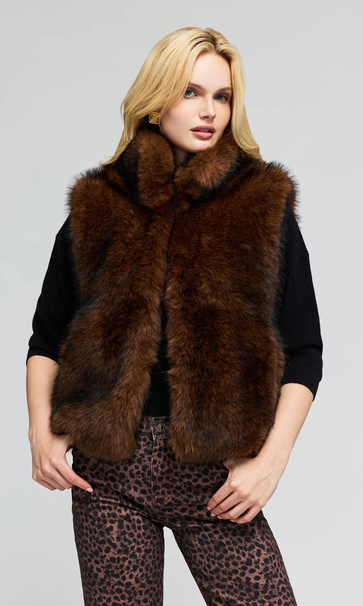Generation Love | Veste sans manches en fausse fourrure 'Liona' | Bistre