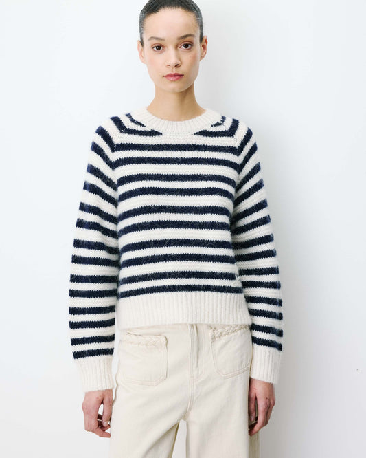 GRACE & MILA | Pull en maille mélangée d’alpaga à rayures beige 'Aimond' | Marine