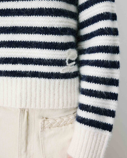 GRACE & MILA | Pull en maille mélangée d’alpaga à rayures beige 'Aimond' | Marine