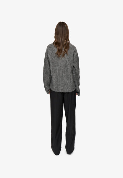 MINIMUM | Pull à col en V 'Gina' | Gris foncé
