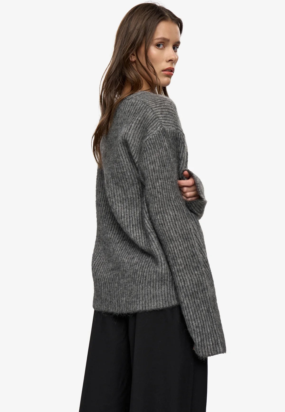 MINIMUM | Pull à col en V 'Gina' | Gris foncé