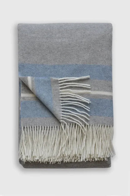 Linen Way |  Jeté en cachemire et laine ''Stanford'' - gris clair et bleu