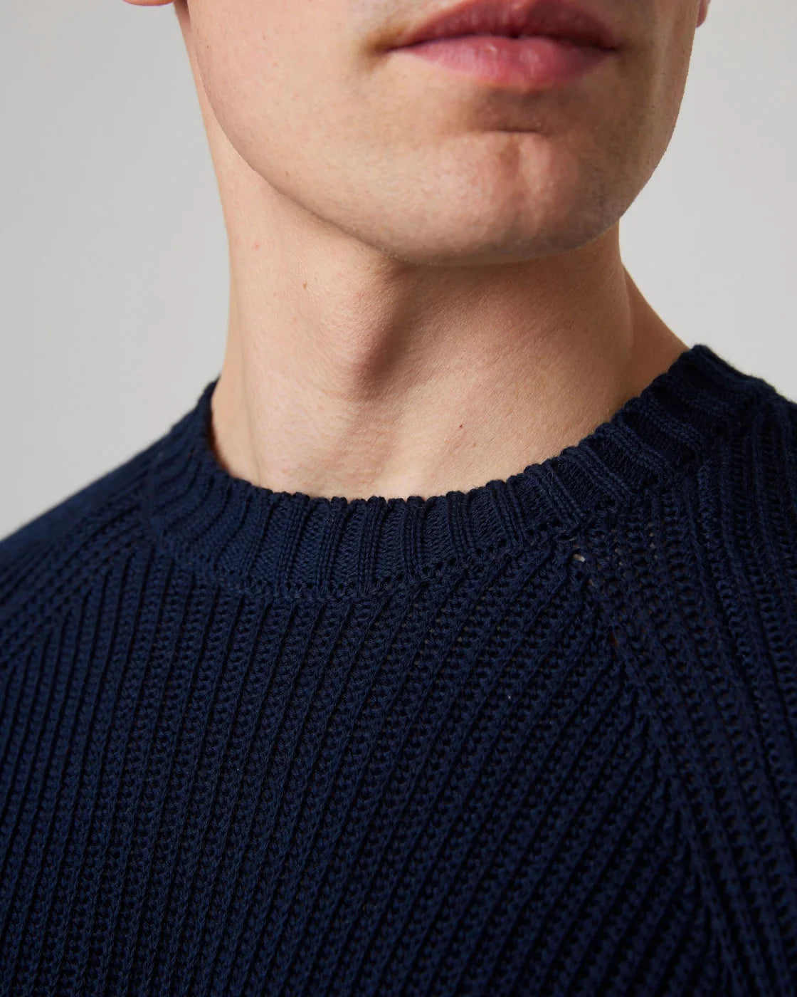 Peregrine | Pull à col rond ''Harry'' en coton - Bleu marine