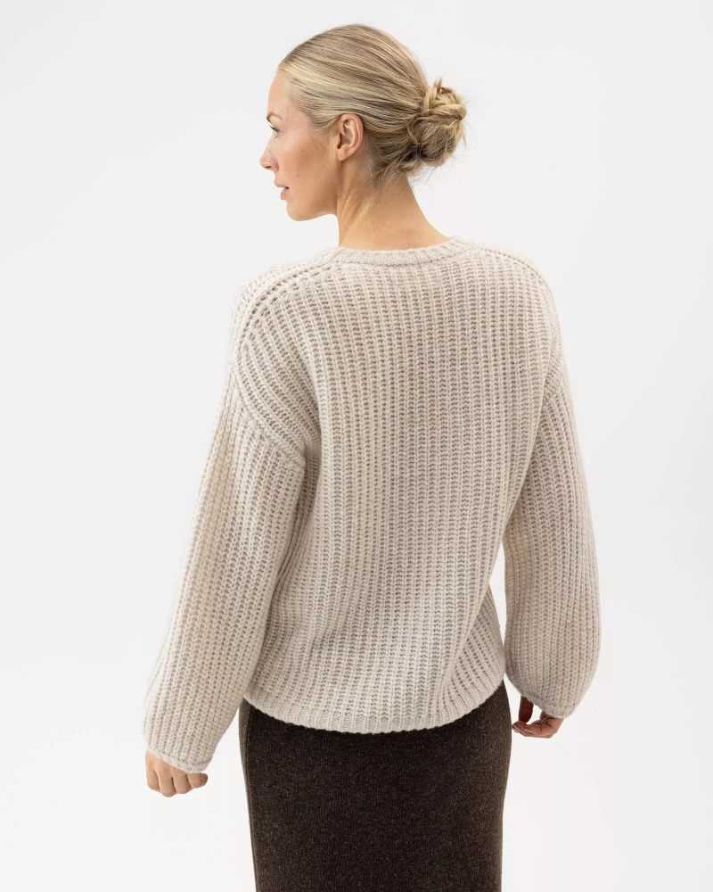 Holebrook Sweden | Pull  'Cajsa' | Beige
