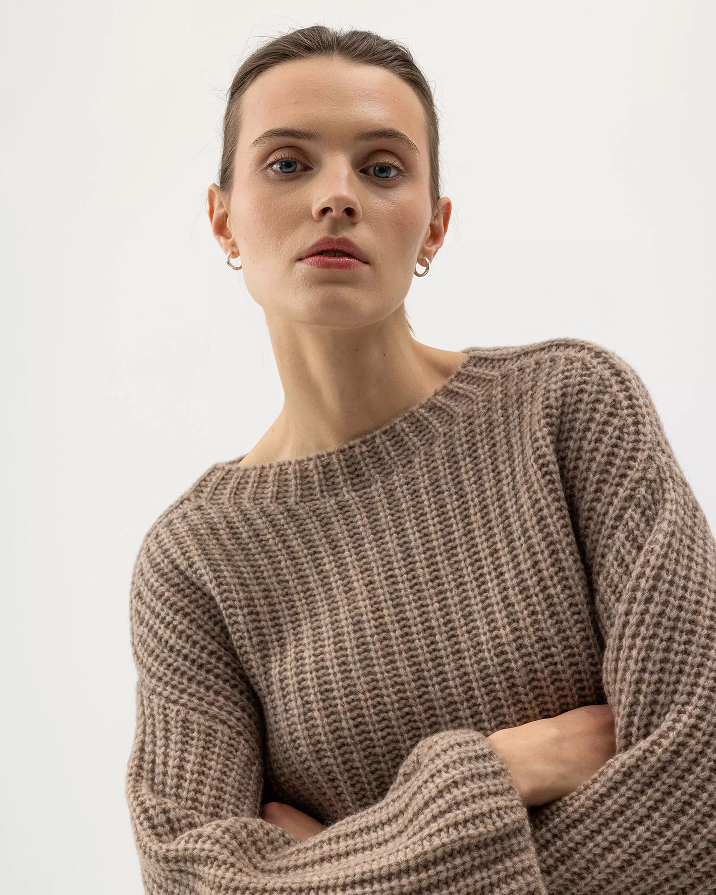 Holebrook Sweden | Pull Cajsa- Avoine