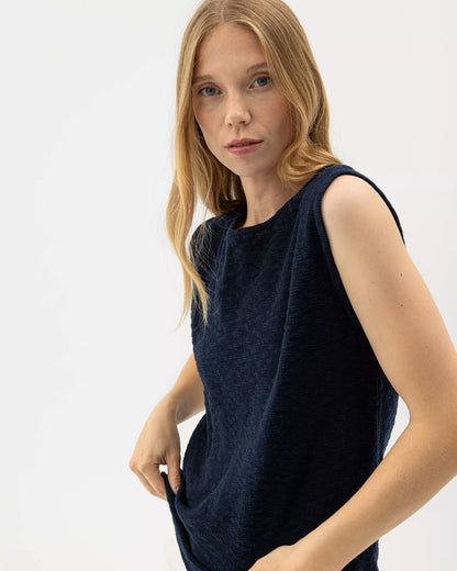 Holebrook Sweden | Top "Juni" sans manches en maille | Bleu marine