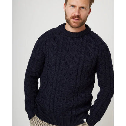 Peregrine | Pull ''Hudson Aran'' en laine britannique - Marine