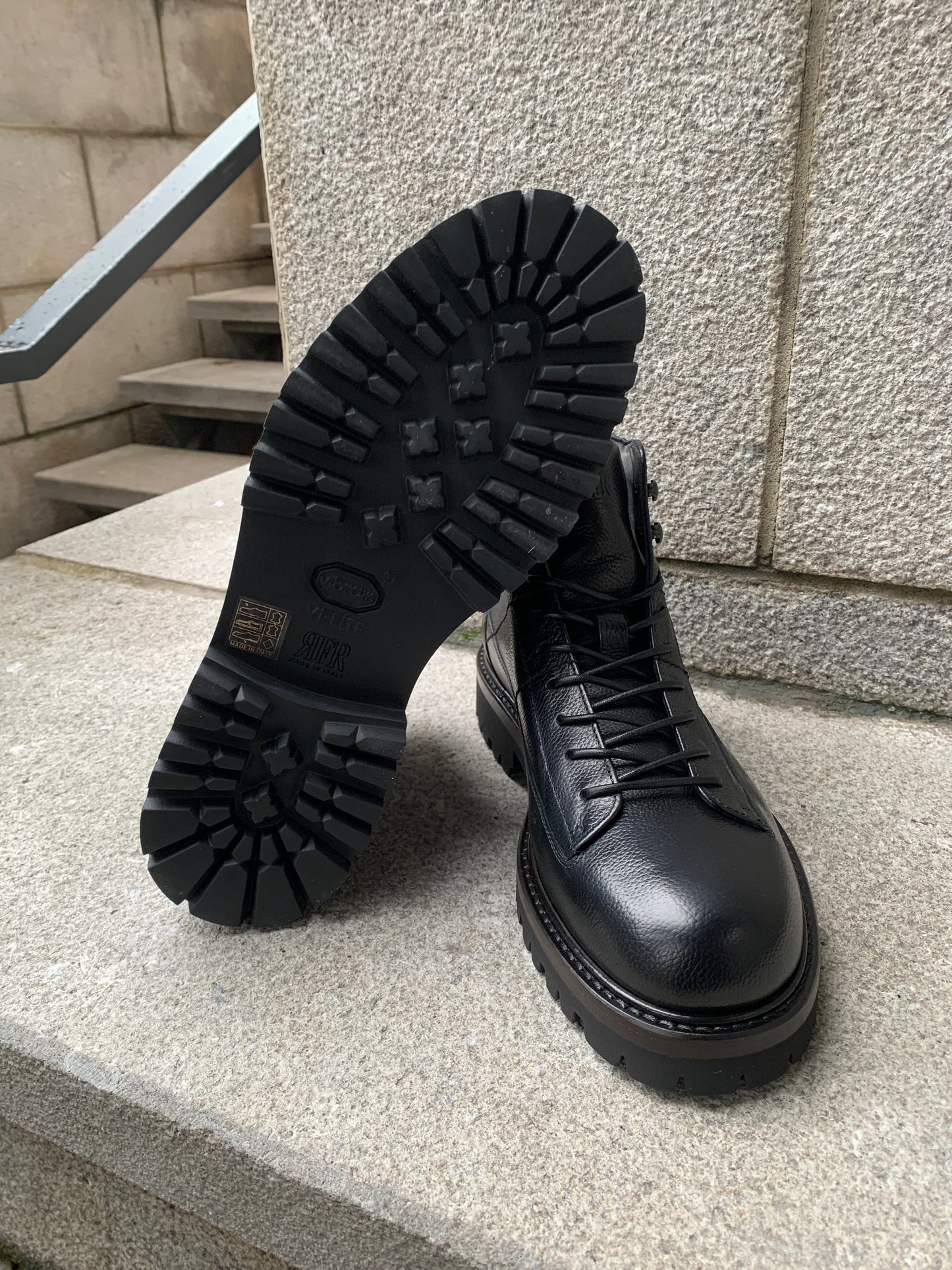 Fabiano Ricci | Bottes militaires en cuir texturé - Noir