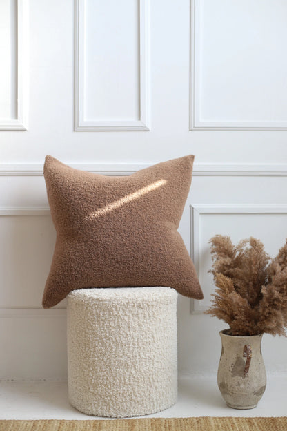 Linen Way | Coussin en laine Baldwin - brun blouclé