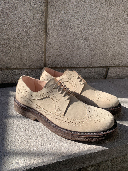 Astorflex | Les chaussures derby en daim ''Rondiflex'' - écru