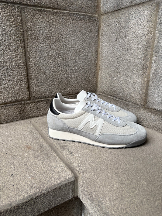 KARHU | Baskets " Mestari" - Bleu aube / Blanc