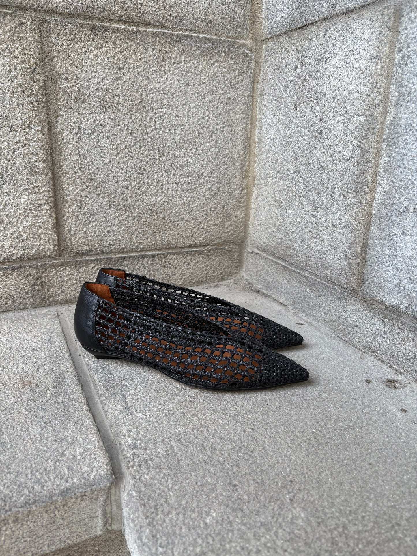 Angel Alarcon | Ballerines en paille "TRENZADO" - Noir