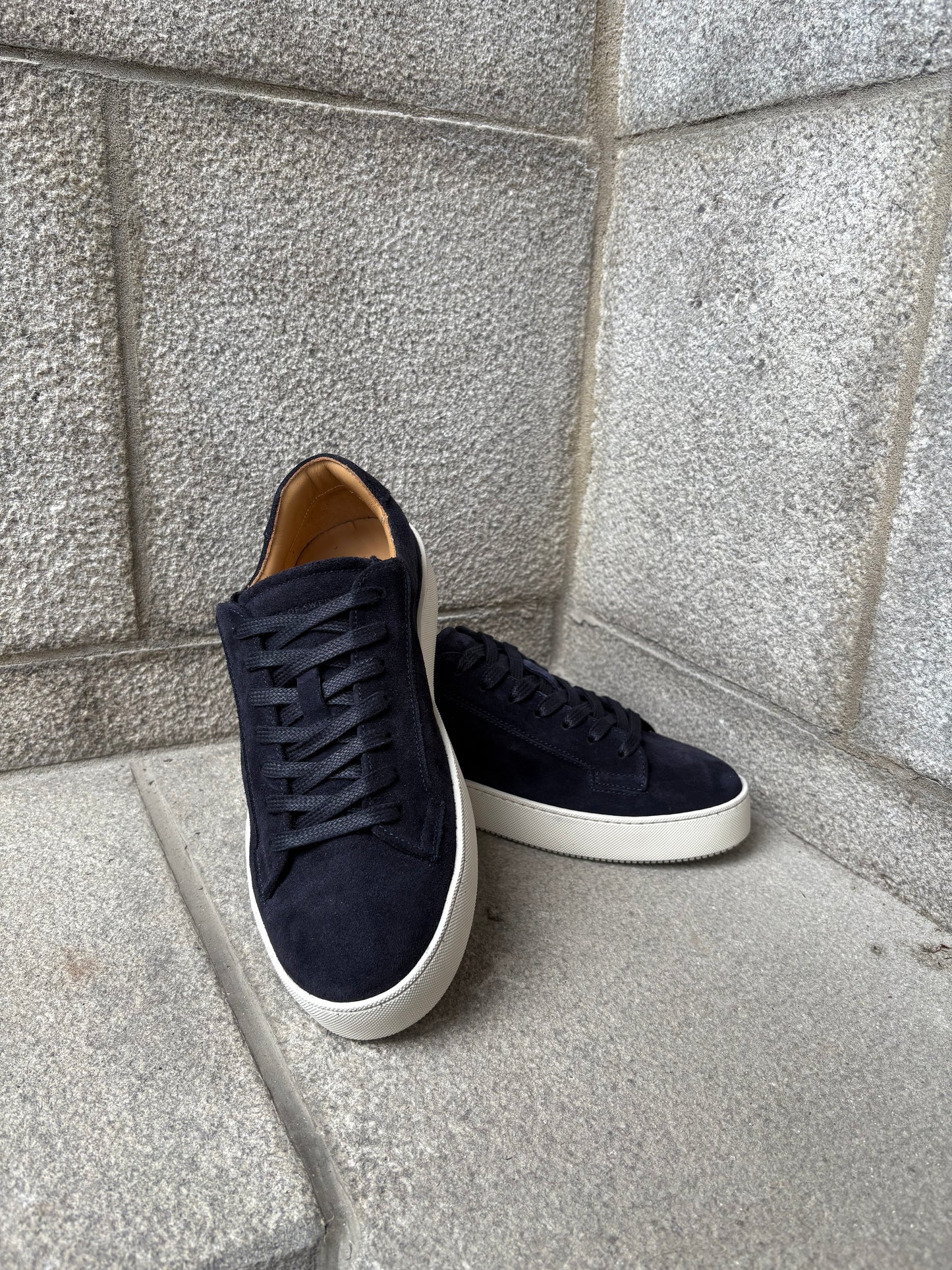 Tiger of Sweden | Chaussures en daim "Salas" - Encre