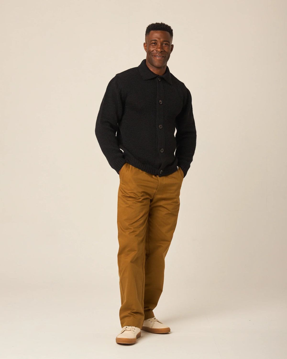 Peregrine | Pull boutonné en laine 'Bristol' - Noir