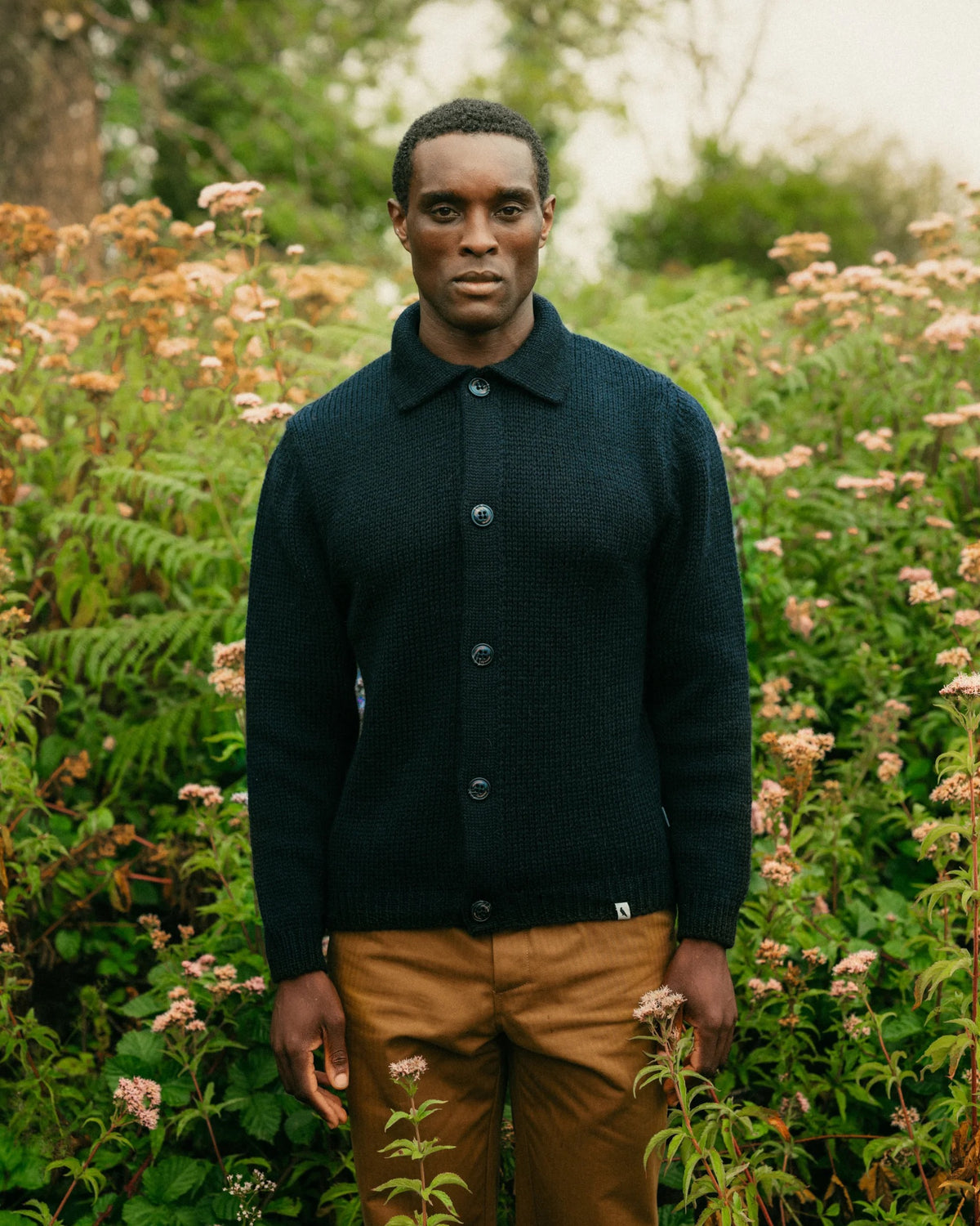 Peregrine | Pull boutonné en laine 'Bristol' - Noir