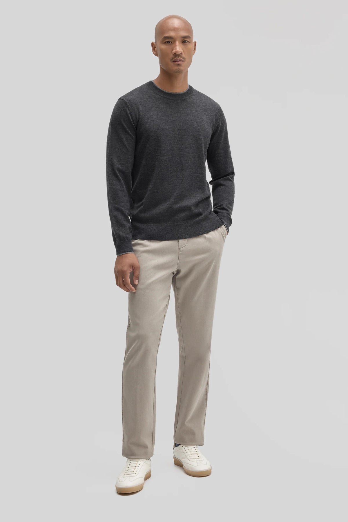 Robert Barakett | Pull à col rond "Thomas" - Gris
