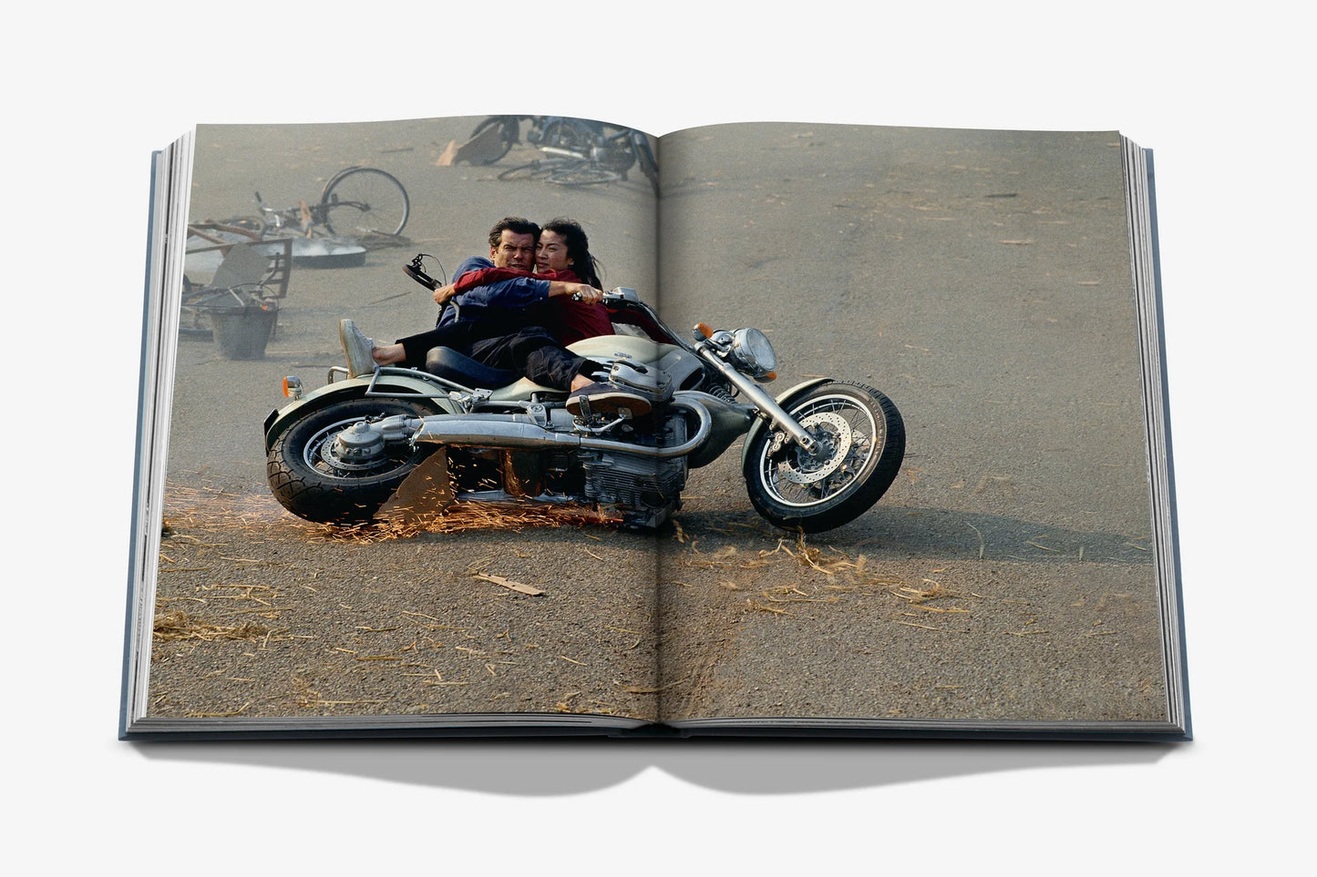 Assouline | James Bond cars