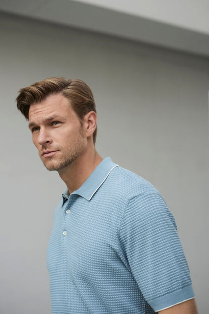 EMANUEL BERG | Le polo en maille texturée - Bleu clair