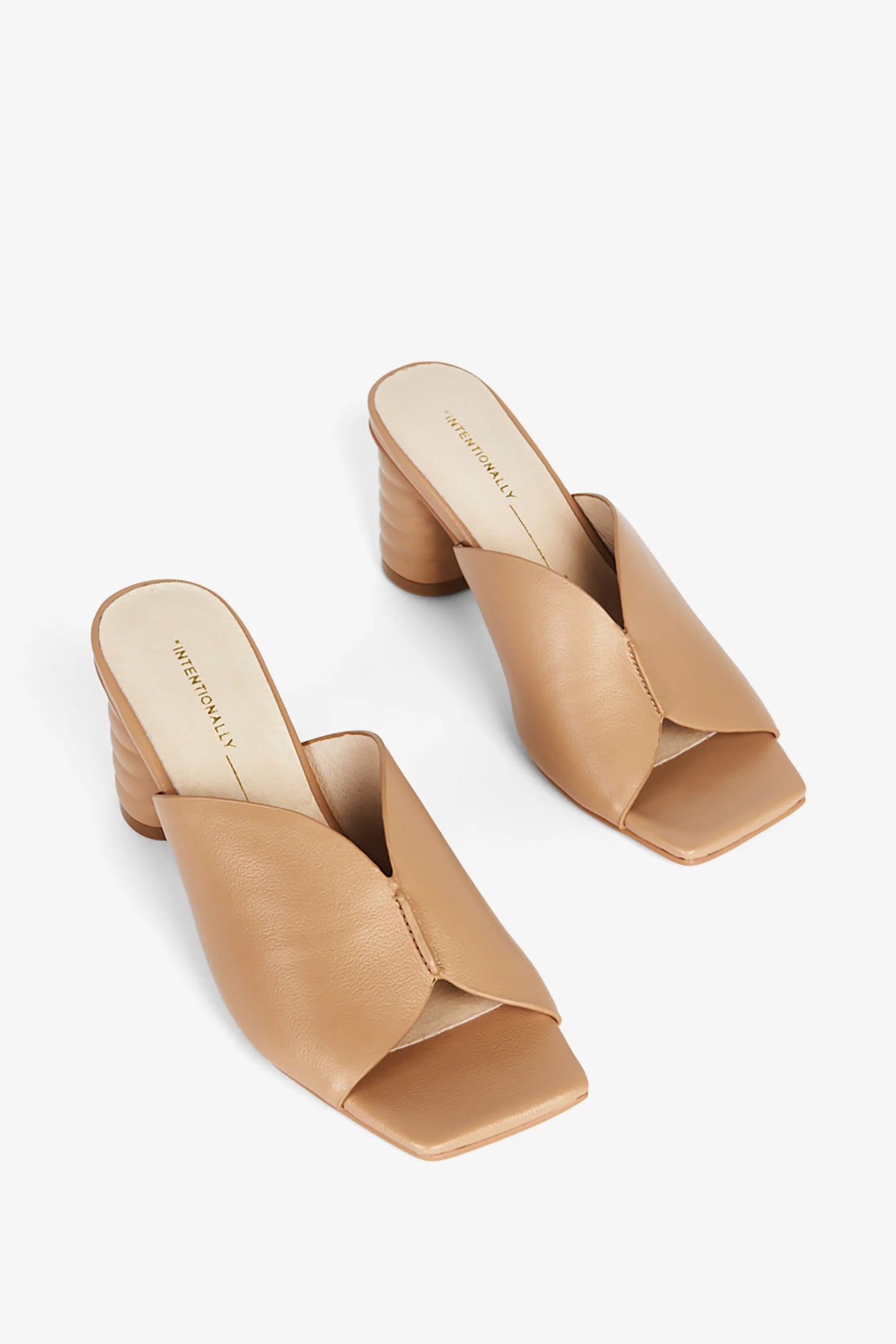 INTENTIONALLY___ | Chaussure "Kamika" | Beige