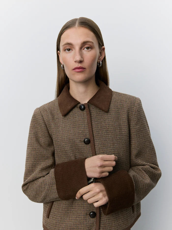 SOFIE SCHNOOR | Veste Courte "Kamikkasw"- Brun