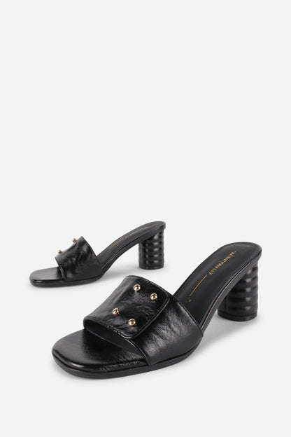 INTENTIONALLY___ | Chaussure "Kizmit" | Noir