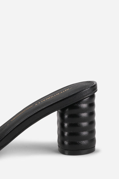 INTENTIONALLY___ | Chaussure "Kizmit" | Noir