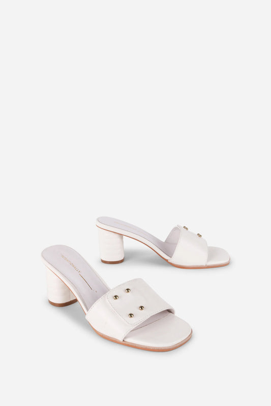 INTENTIONALLY___ | Chaussure "Kizmit" | Blanc