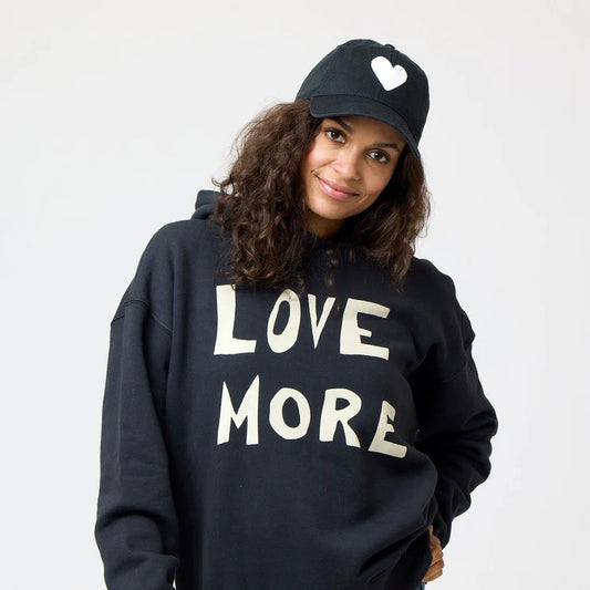KERRI ROSENTHAL | Casquette de baseball avec motif de coeur- Noir