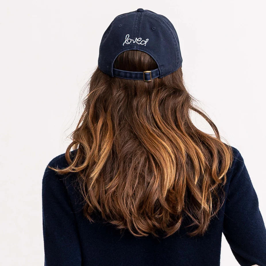 KERRI ROSENTHAL | Casquette de baseball avec écusson en forme de cœur - Bleu marine