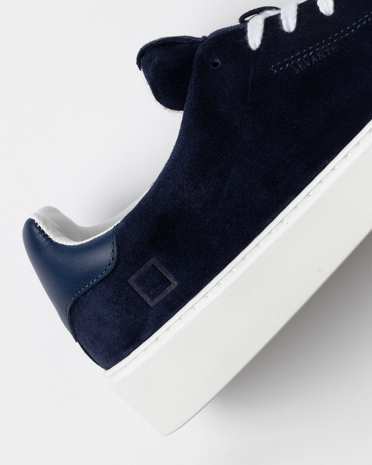 D.A.T.E. | Baskets en daim "LEVANTE SUEDE" - Bleu marine
