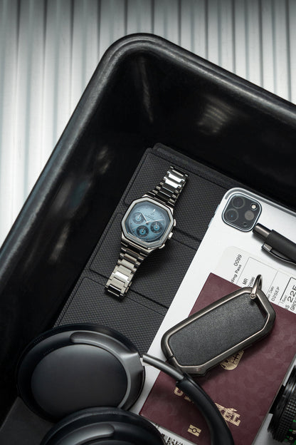 AV86 | Montre Chronographe ''1904'' 38 mm - Acier / Bleu clair et foncé