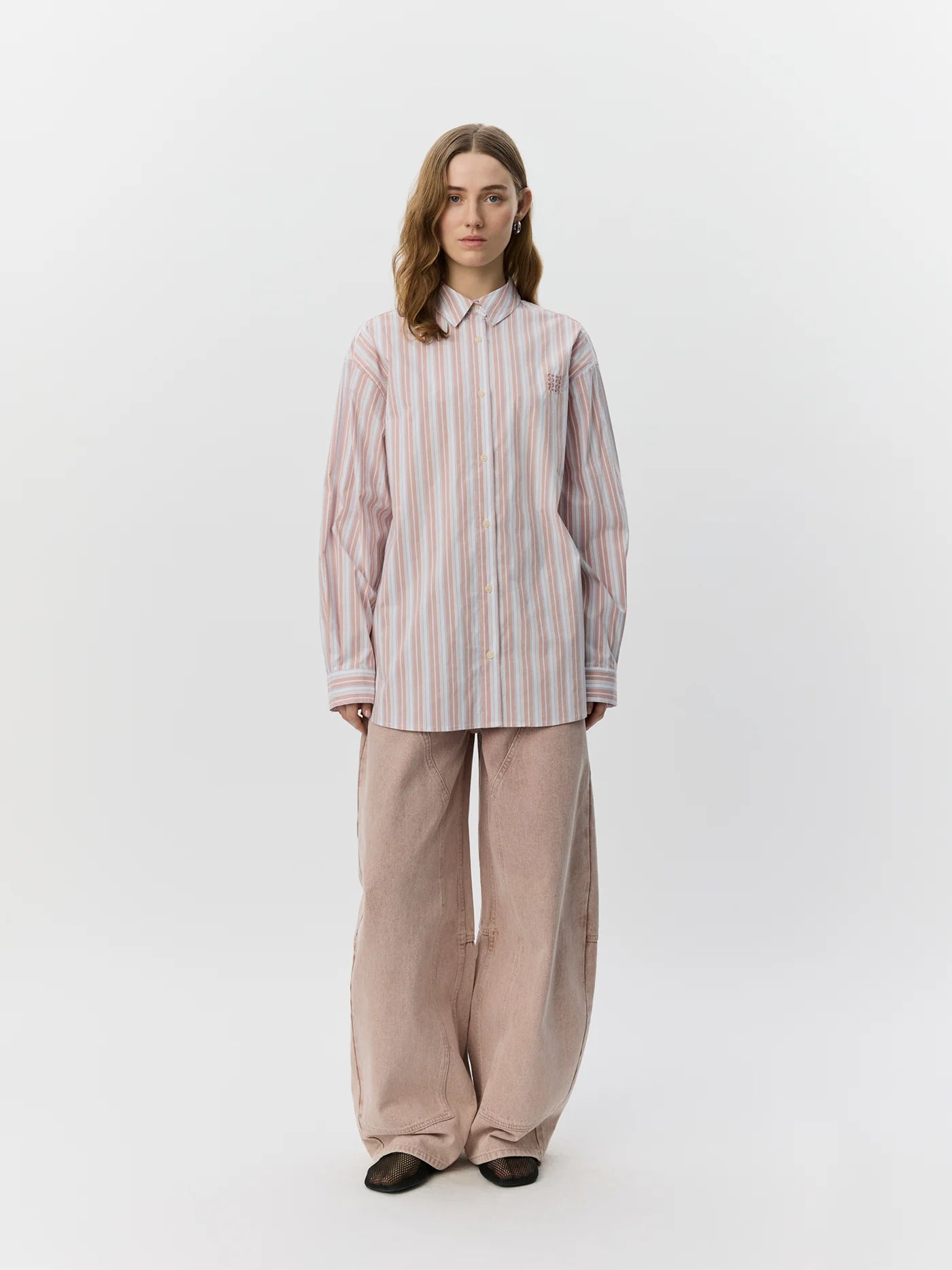 SOFIE SCHNOOR | La chemise oversize 'MERCYSW' - Rayures rose pâle