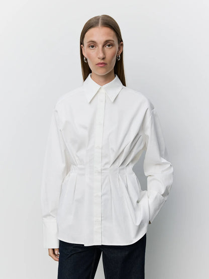 SOFIE SCHNOOR | La chemise ajustée ''Mikra'' à plis - Blanche