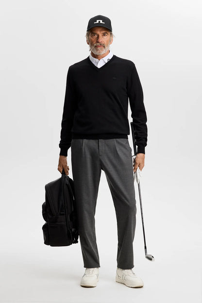 J.Lindeberg |  Pull à col en V en maille fine - Noir