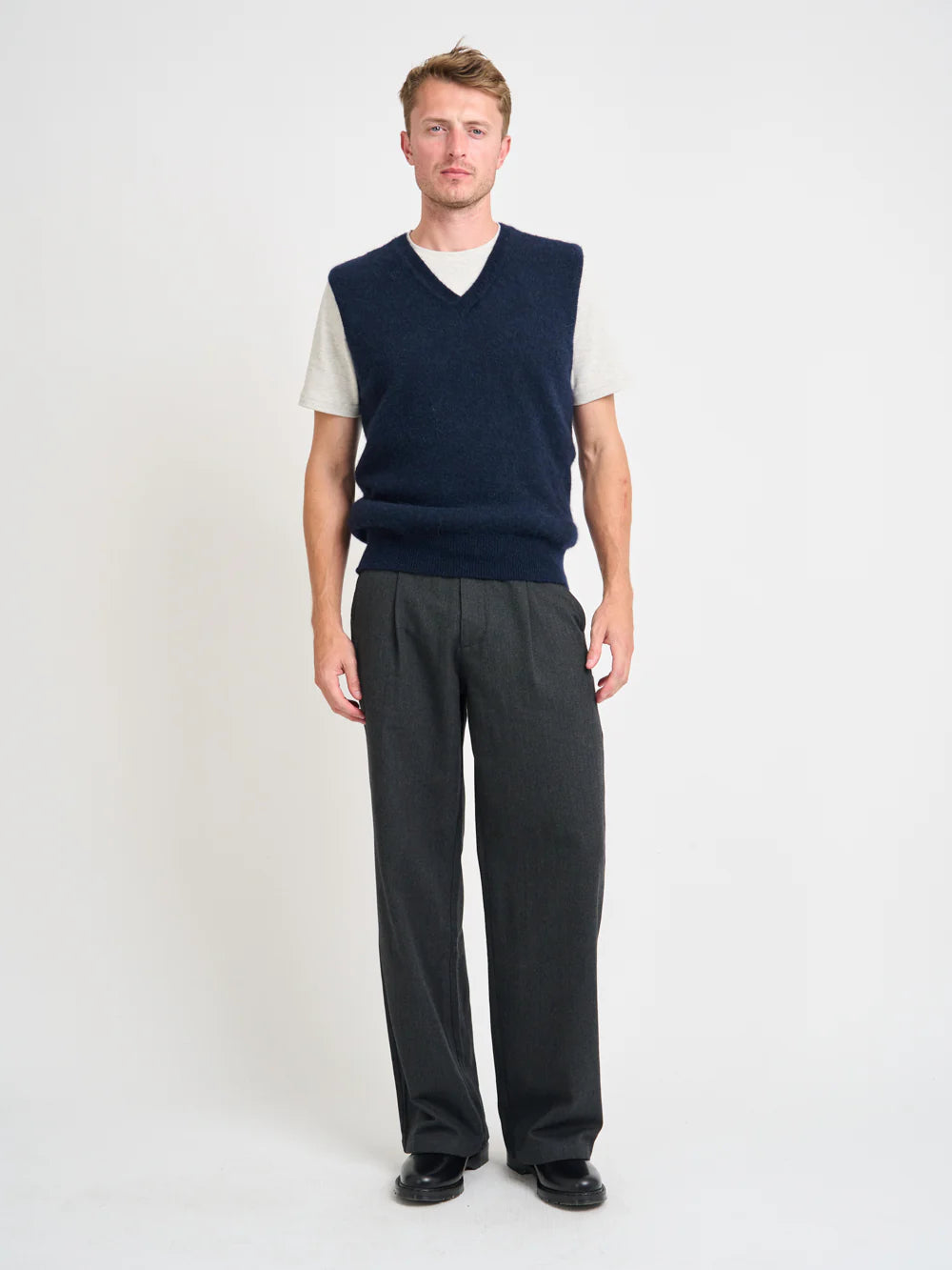 Oliver Spencer | Gilet à col en V Graves - Rosen Navy