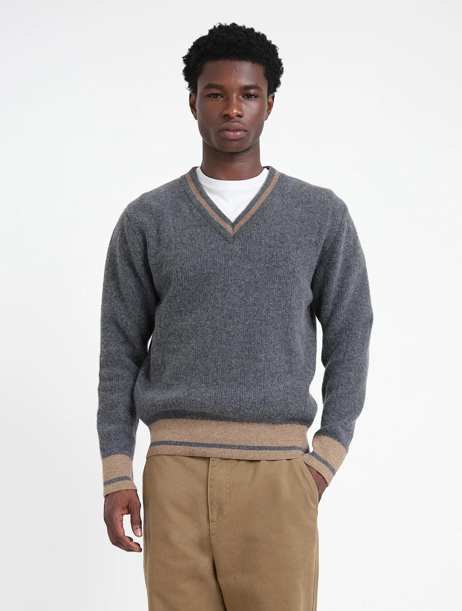 Oliver Spencer | Pull à col en V "Hawes" - Gris Charbon