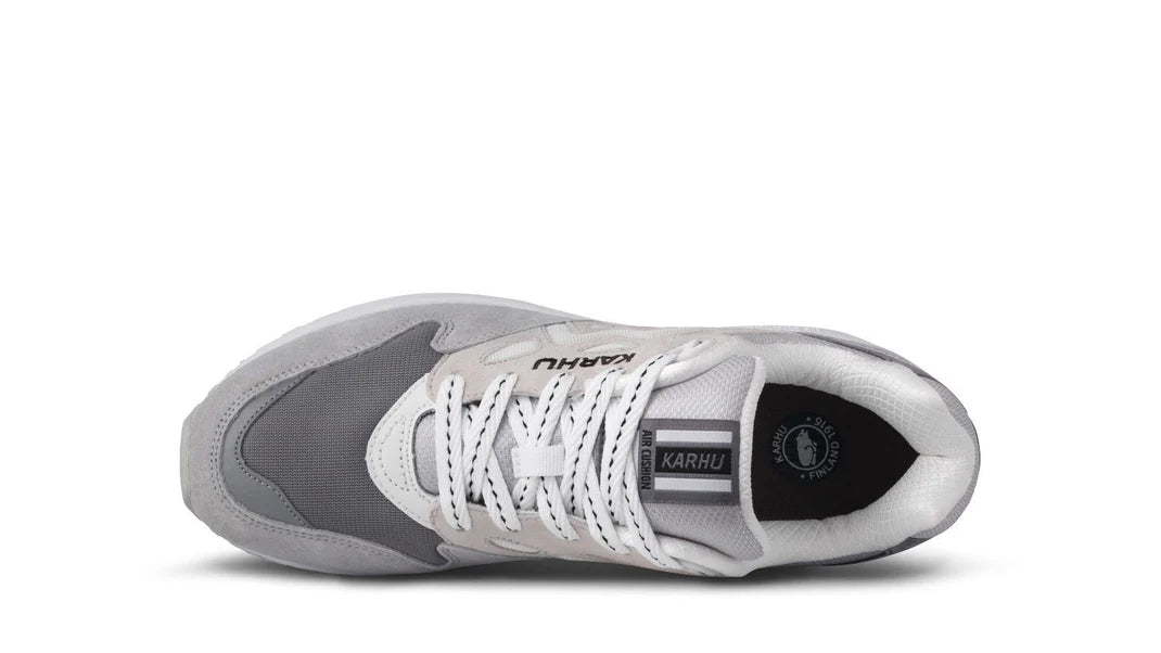 KARHU | Baskets " Legacy 96 " - Bleu aube / Blanc