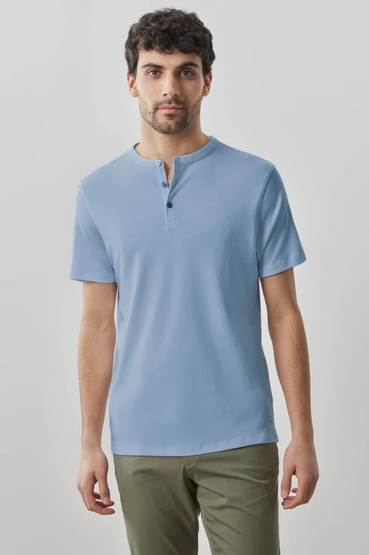 Robert Barakett | Le T-shirt ''Barakett Henley''  - Bleu Douvres