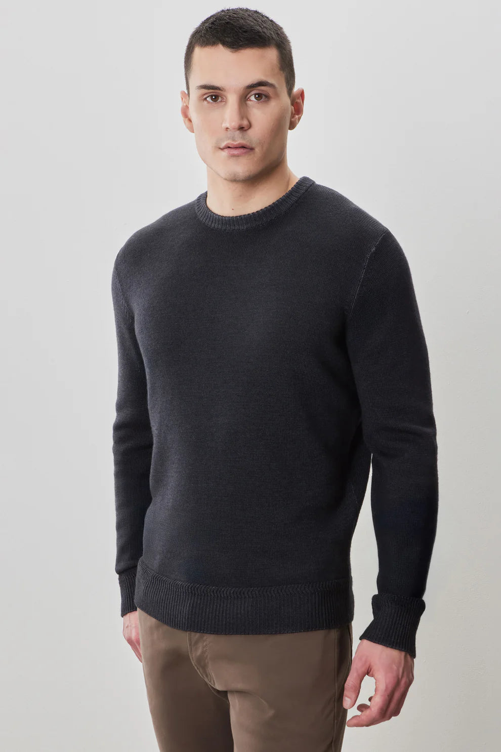 Robert Barakett | Le pull en laine mérinos ''Bertona'' - Charcoal