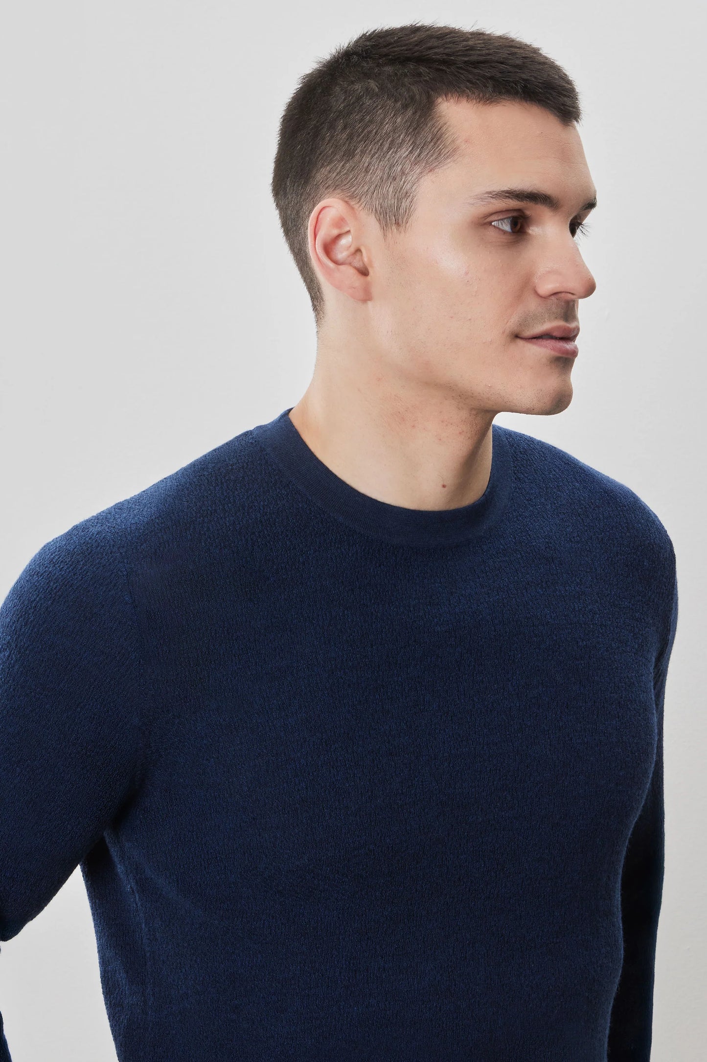 Robert Barakett | Pull ras du cou à manches longues "Watertown" - Bleu foncé