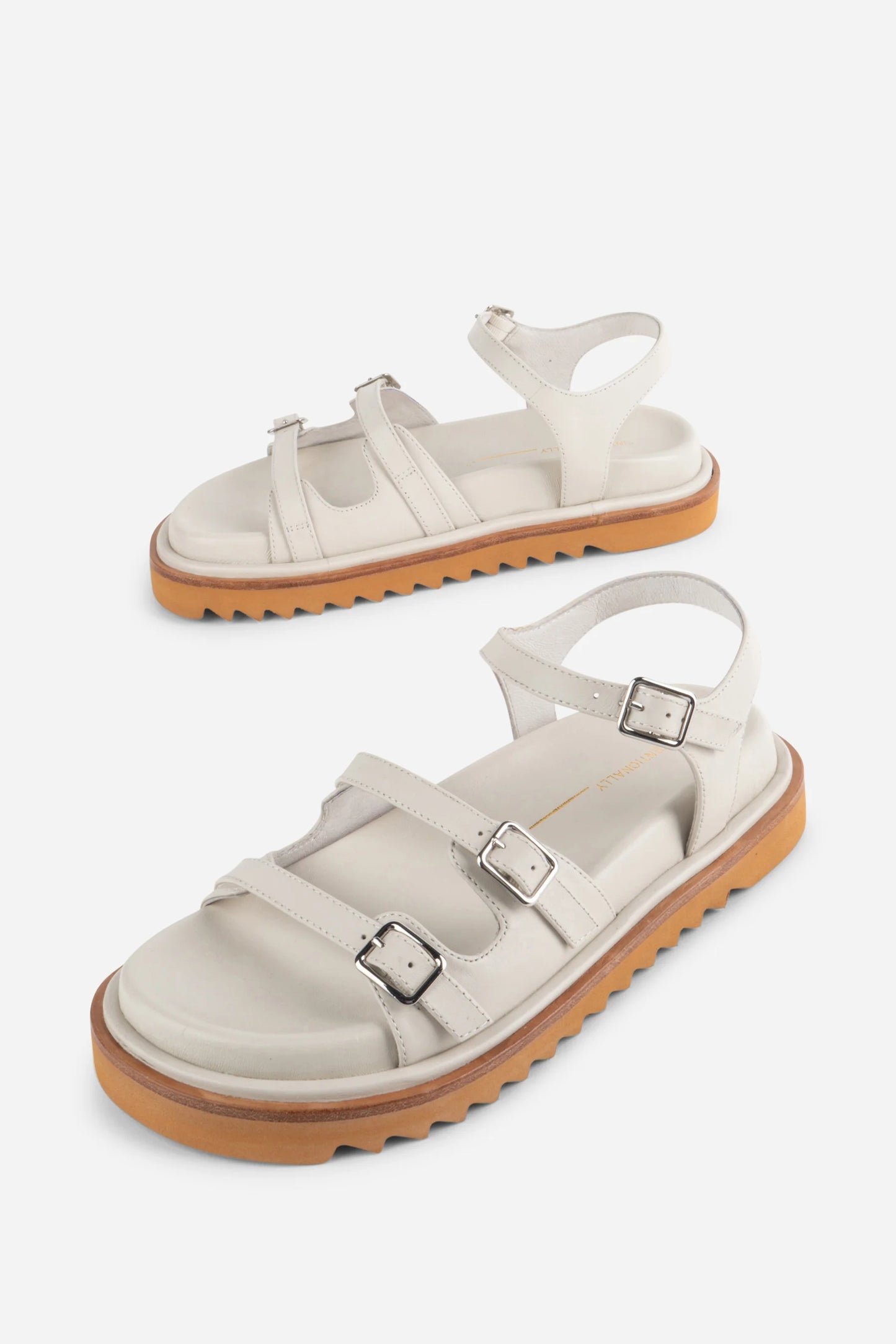"INTENTIONALLY | Sandales "RICOYA" en cuir - Crème