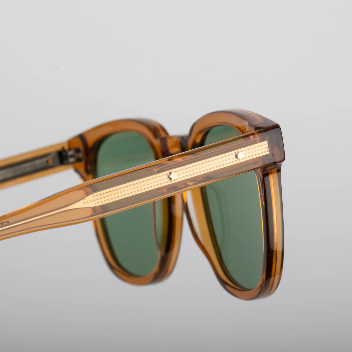 Steve McQueen Eyewear | Les lunettes de soleil ''SAN CLEMENTE''  | Miel 116