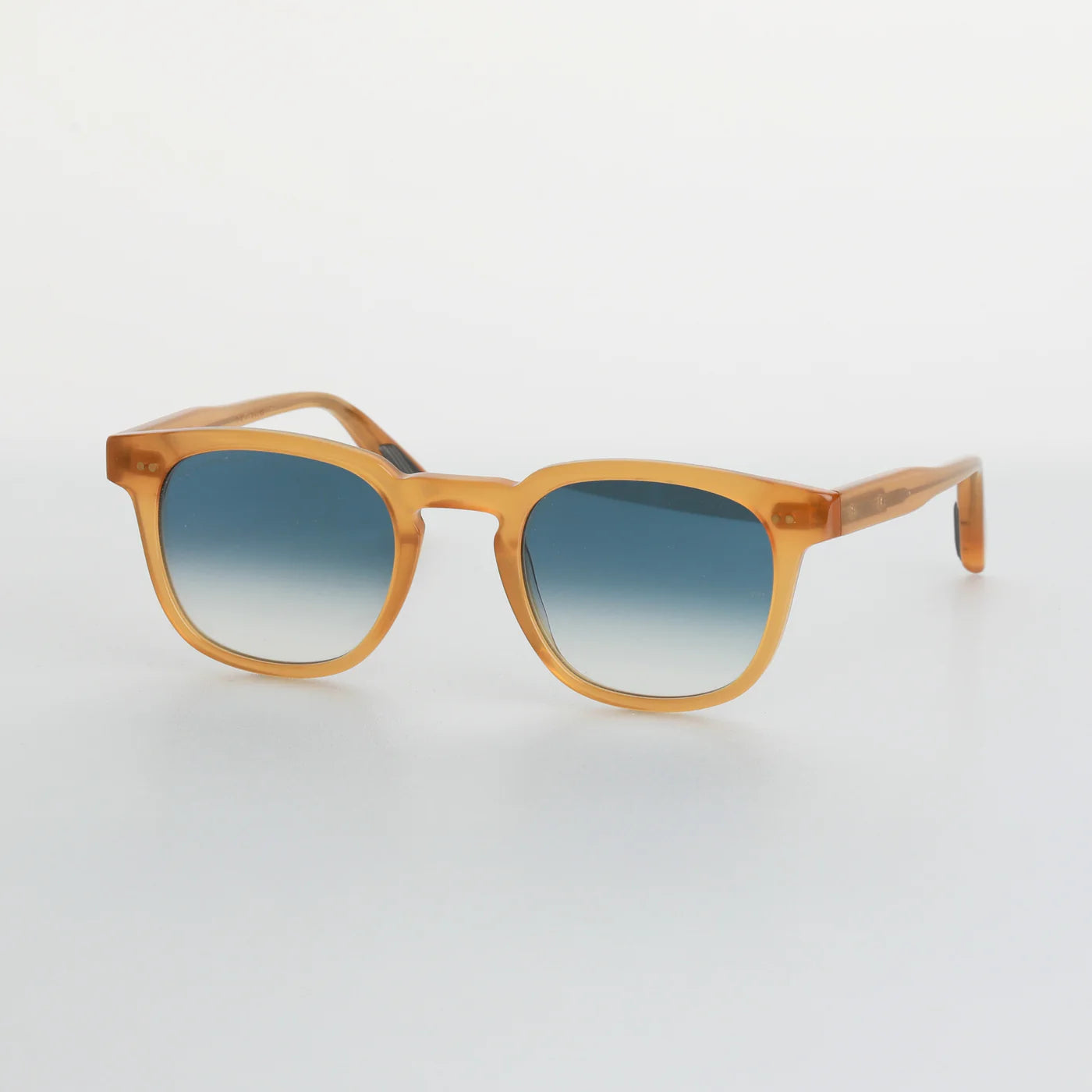Steve McQueen Eyewear | Les lunettes de soleil ''SAN CLEMENTE''  | Miel jaune 202