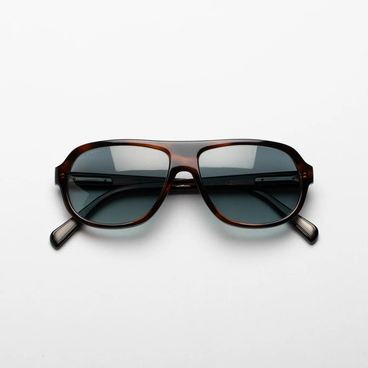 Steve McQueen Eyewear | Les lunettes de soleil ''SOLAR RACING''  | Cola 023