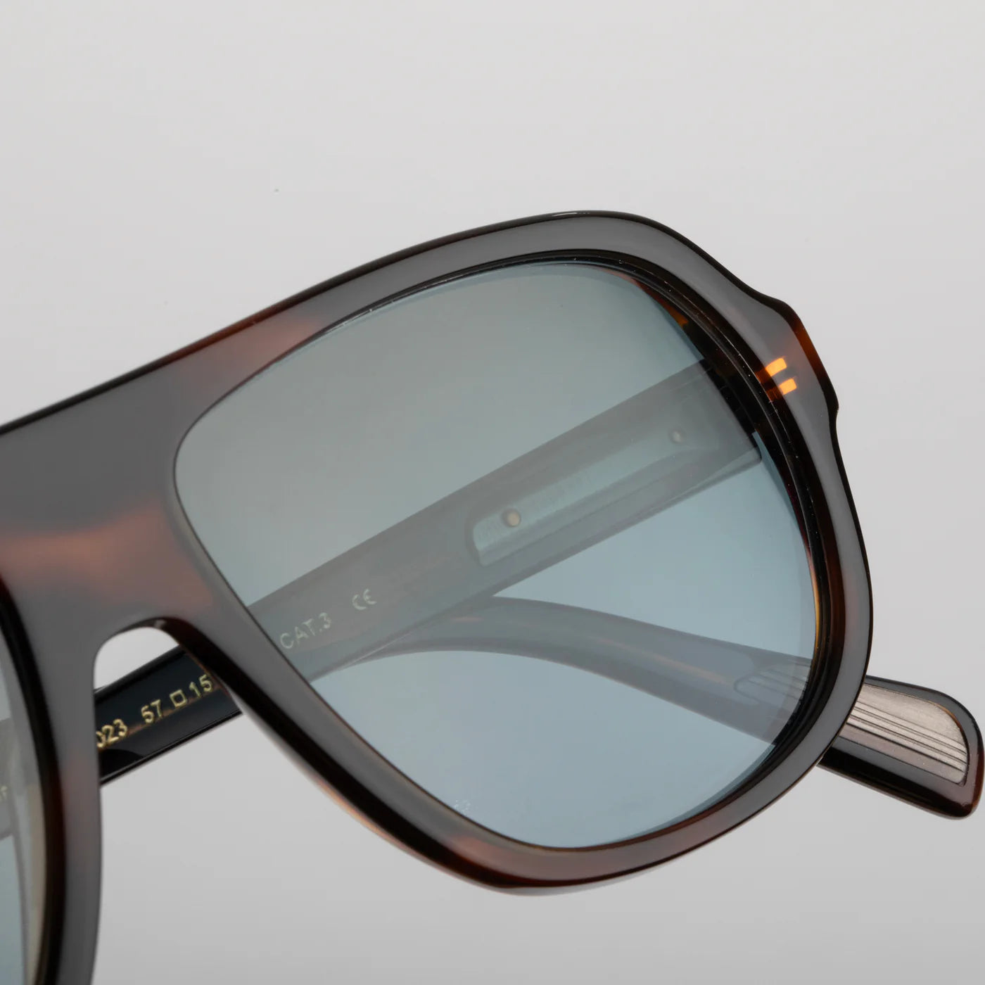 Steve McQueen Eyewear | Les lunettes de soleil ''SOLAR RACING''  | Cola 023