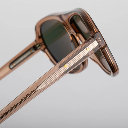 Steve McQueen Eyewear | Les lunettes de soleil ''SOLAR RACING''  | Crystal Caramel 105